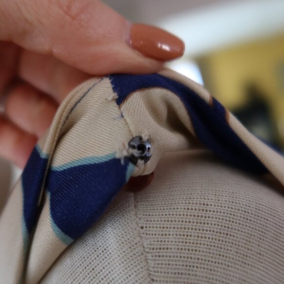 Diane von Furstenberg DVF silk blouse top cowl neck front &back blue cream sz S - Picture 14 of 14